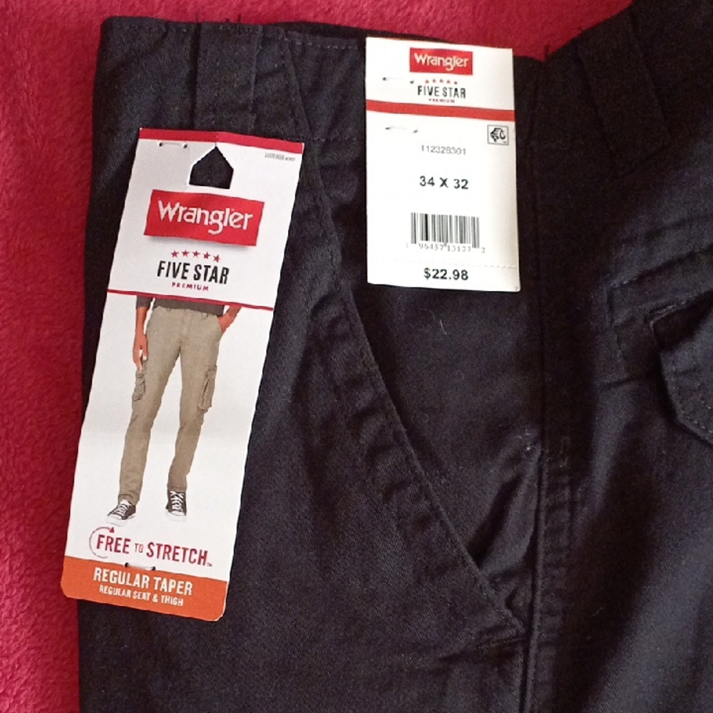 Men's Black Cargo Pants - Picture 2 of 6